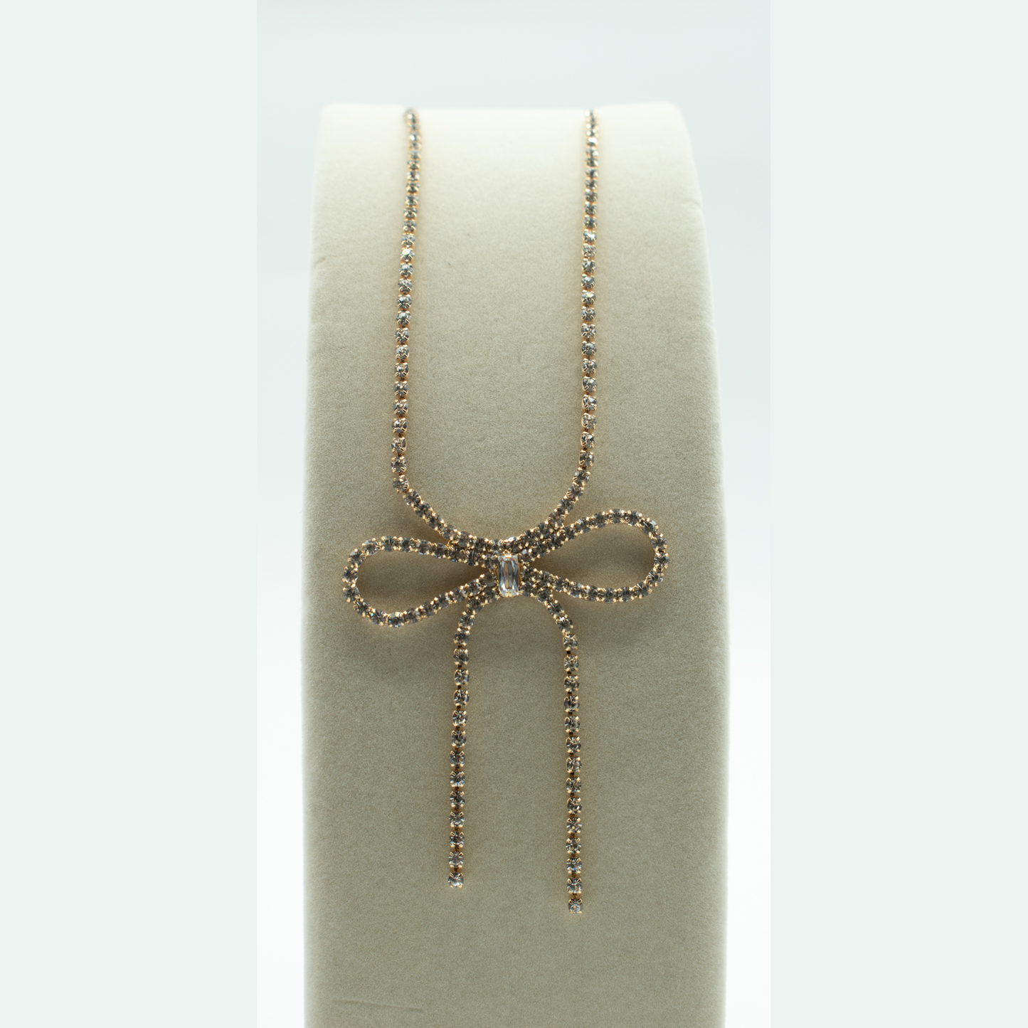 The Anastasia Bow Necklace