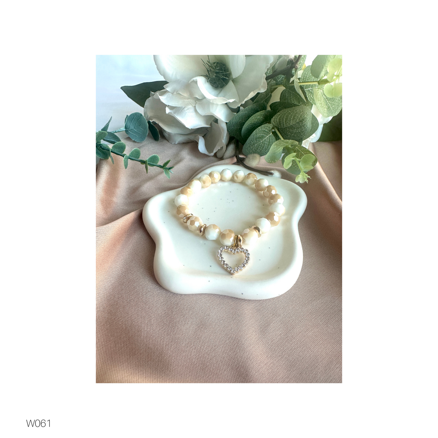 Handmade Alabaster Stretch Beaded Bracelet – Stone of Calm, Clarity & Spiritual Connection
